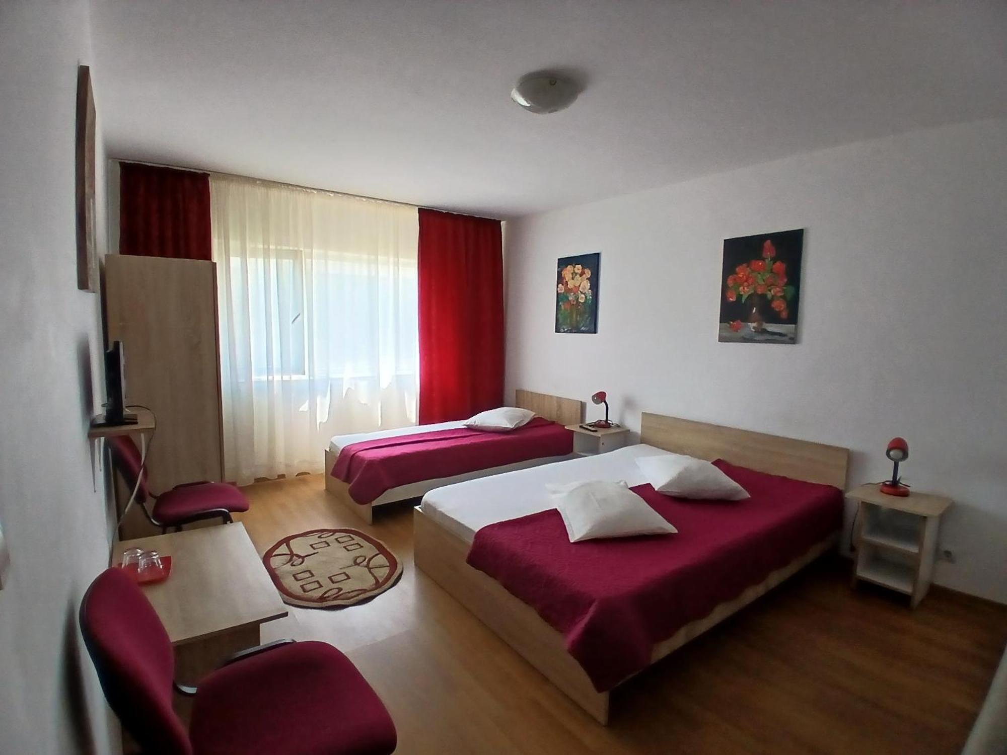 Casa Rustica Apart & Rooms Cîmpineanca Esterno foto