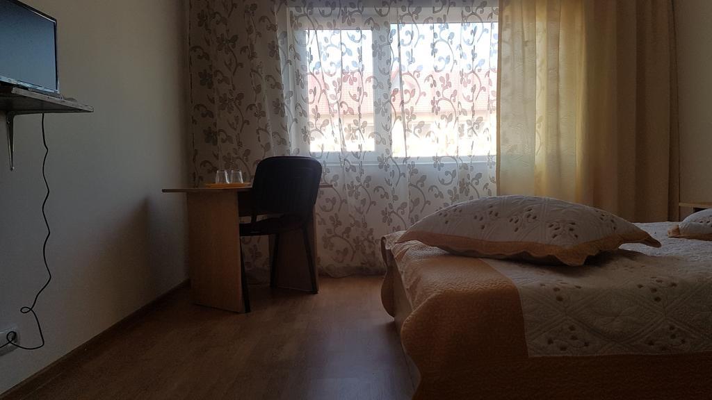 Casa Rustica Apart & Rooms Cîmpineanca Esterno foto