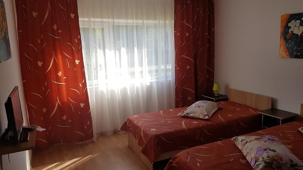 Casa Rustica Apart & Rooms Cîmpineanca Esterno foto