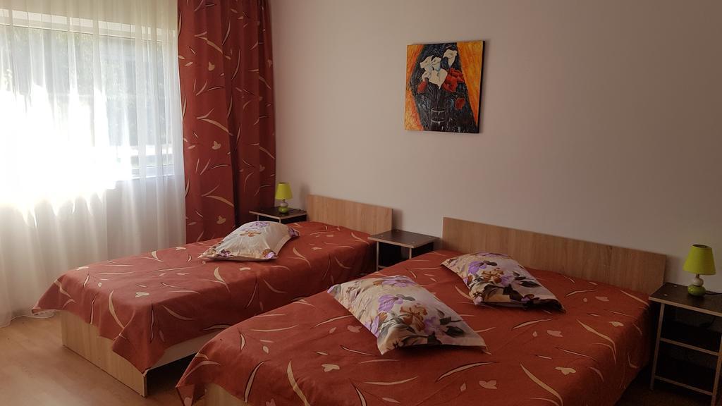 Casa Rustica Apart & Rooms Cîmpineanca Esterno foto